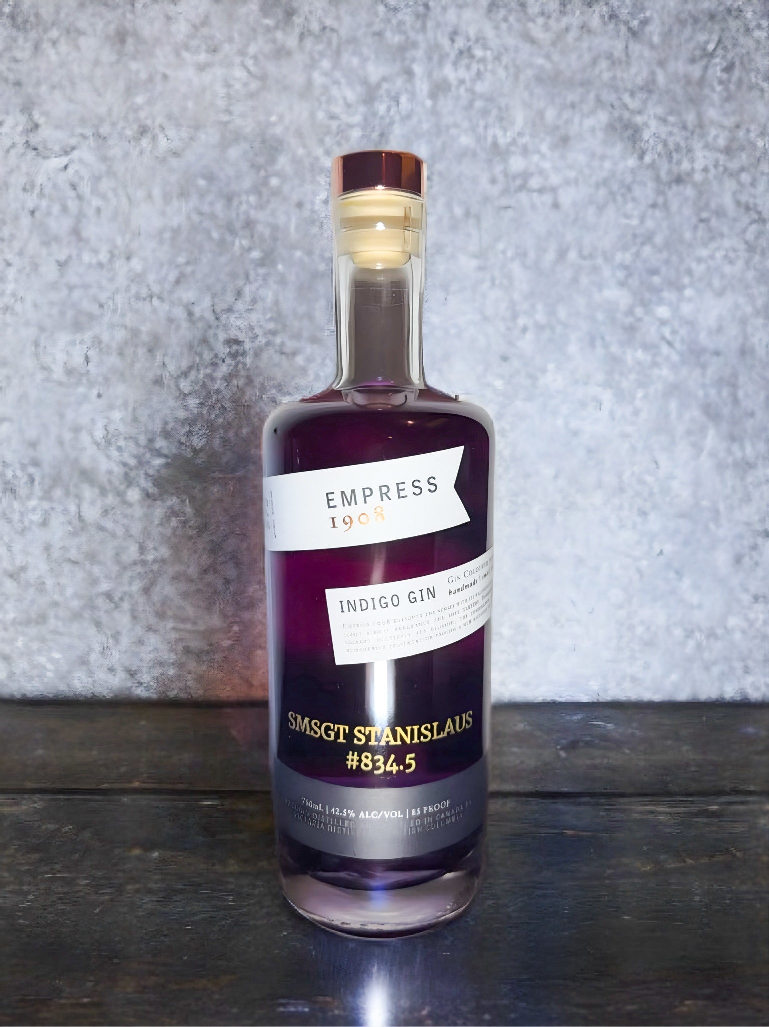 Engraved Empress Gin - engraveVine