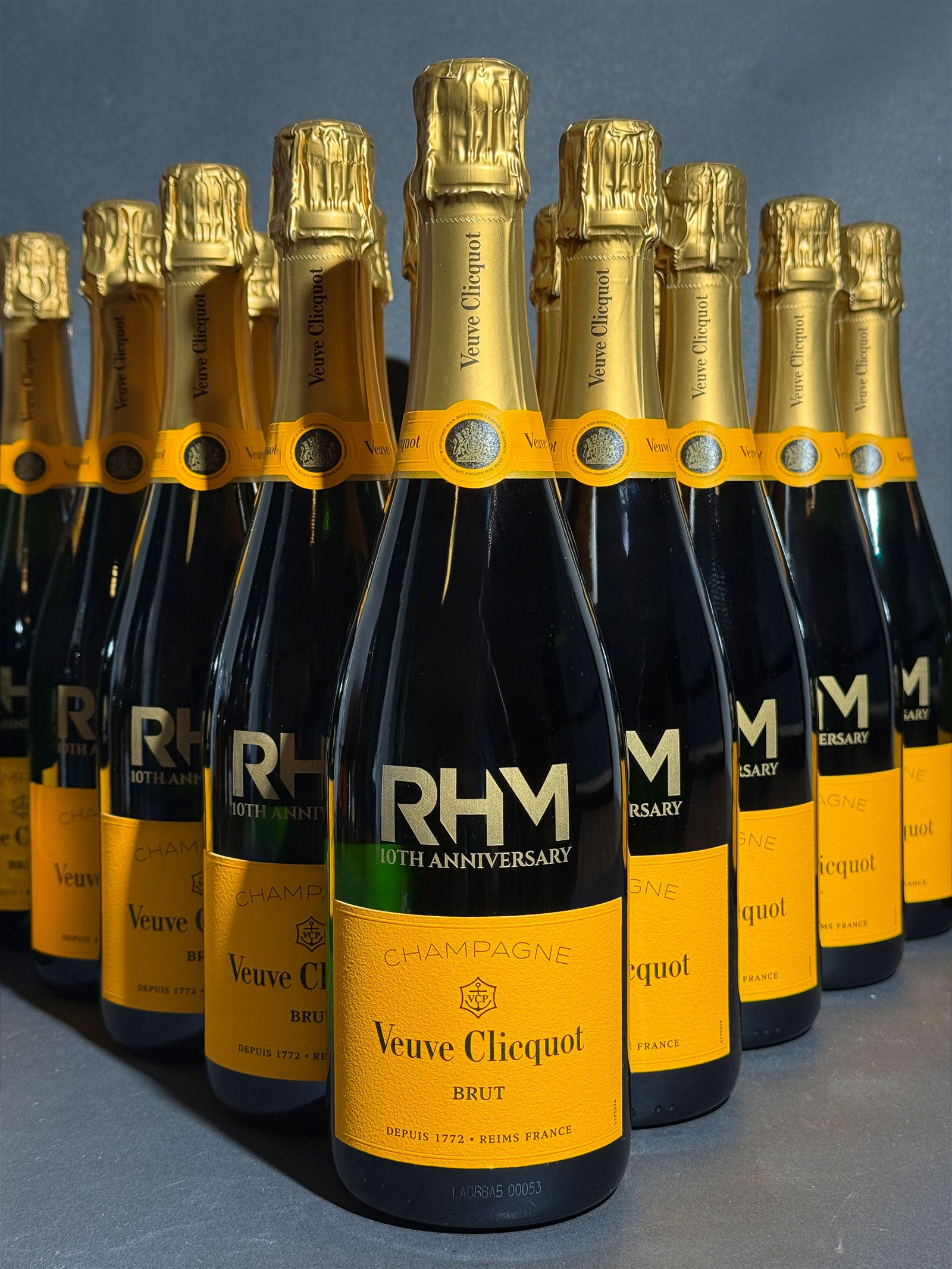 Engraved Veuve Clicquot Brut - engraveVIne