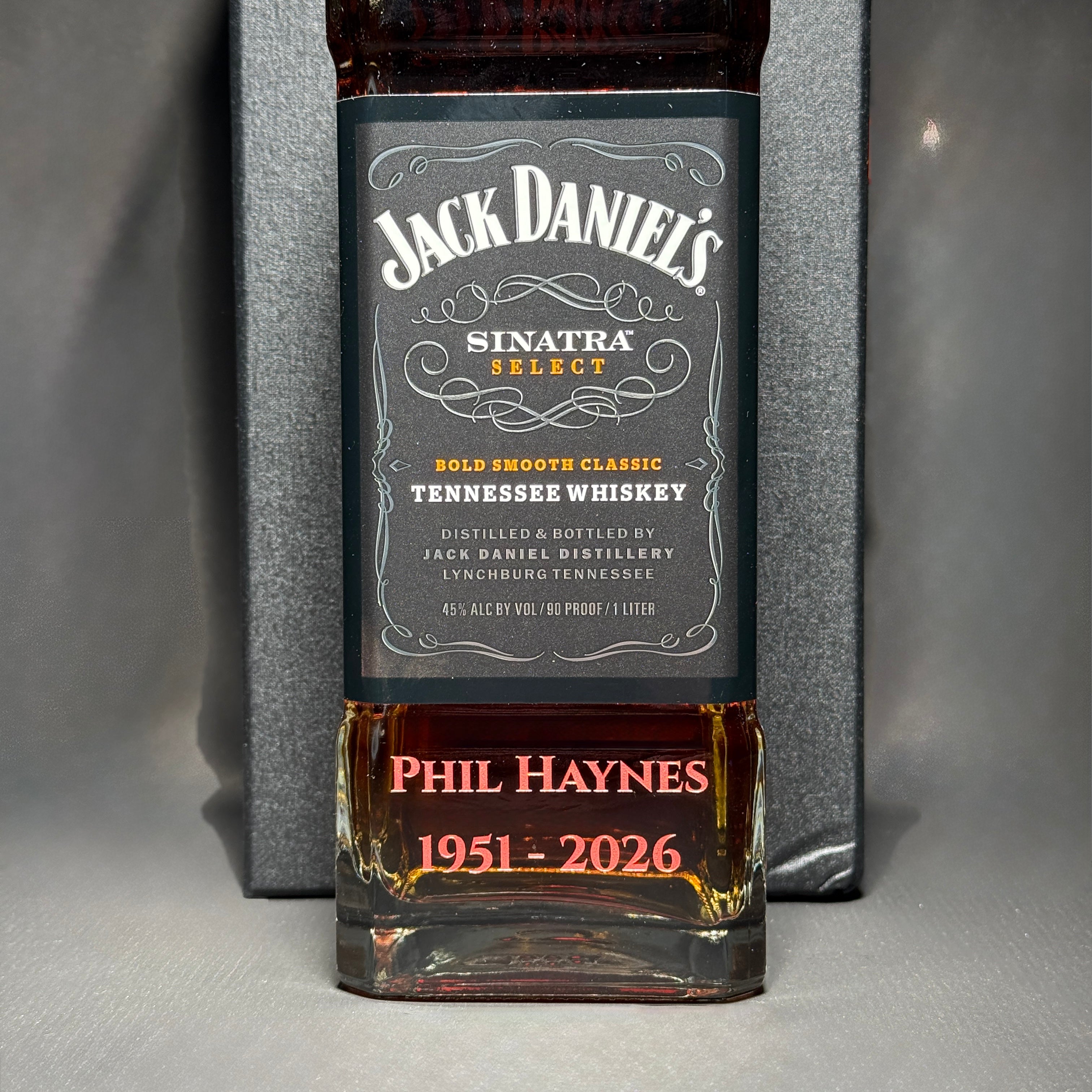 Engraved Jack Daniel's SInatra Red - engraveVine