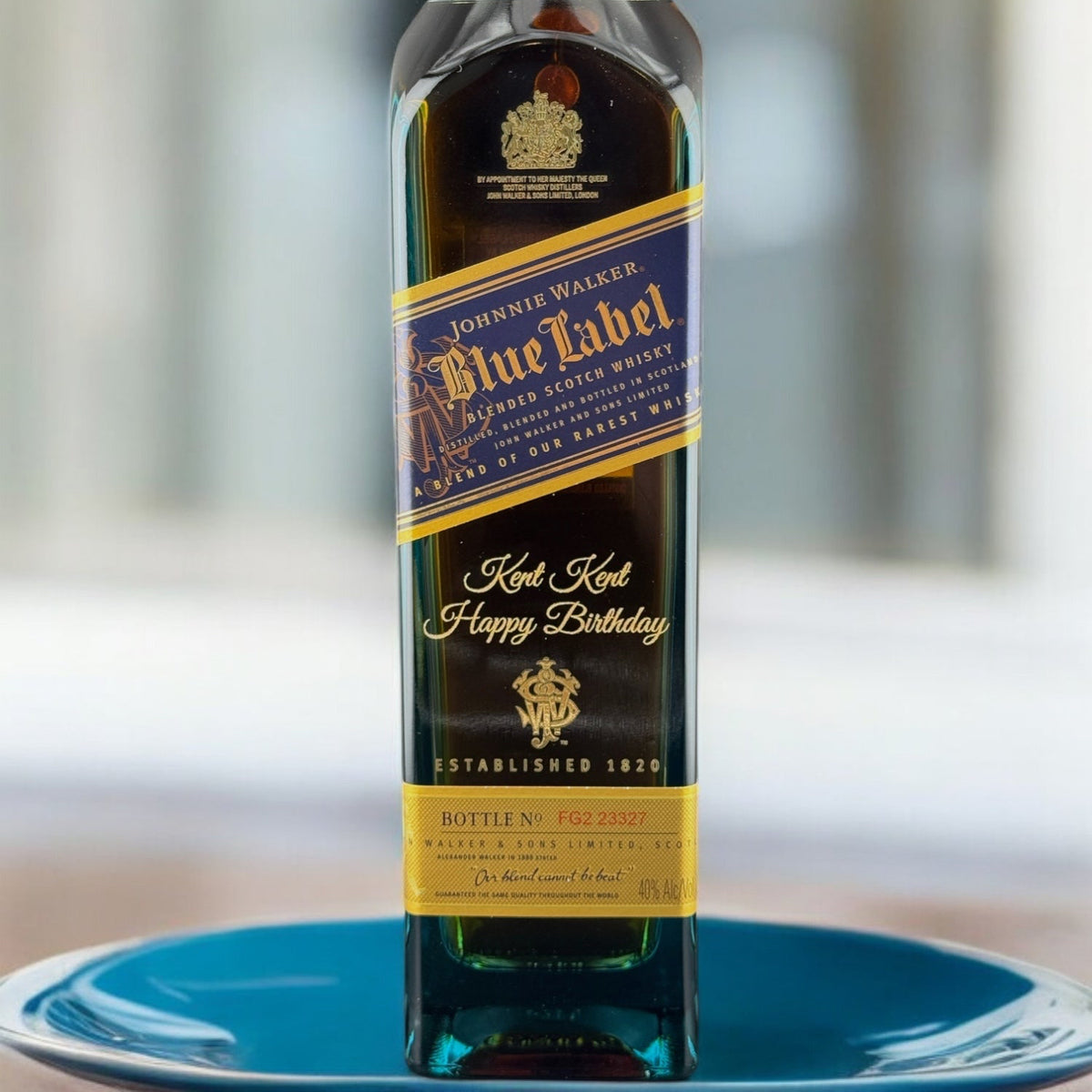 Lue Labels Engraved Johnnie Walker Blue Label – Personalized Whisky Gift | engraveVine