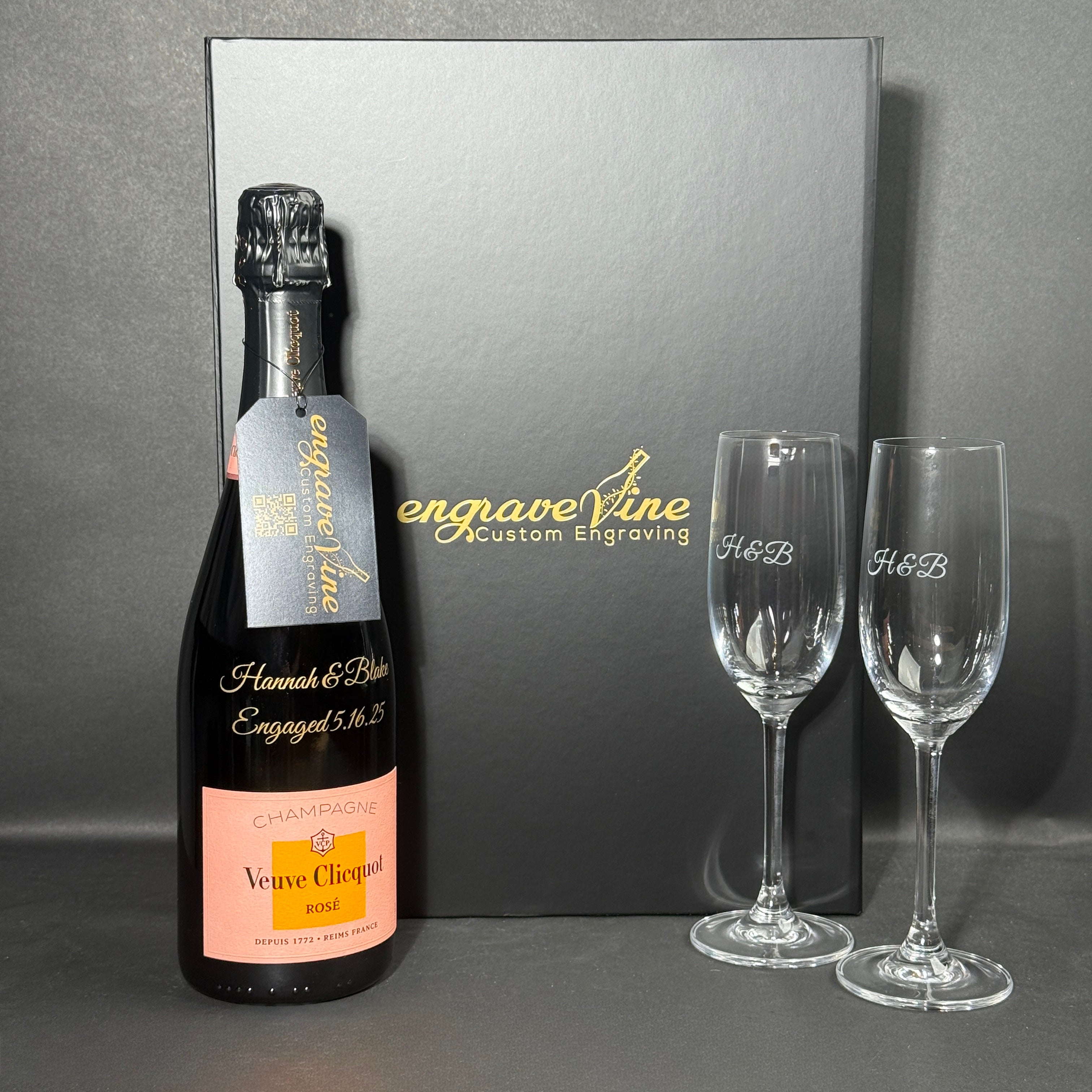Engraved Veuve Clicquot Rose Gift Set - engraveVine