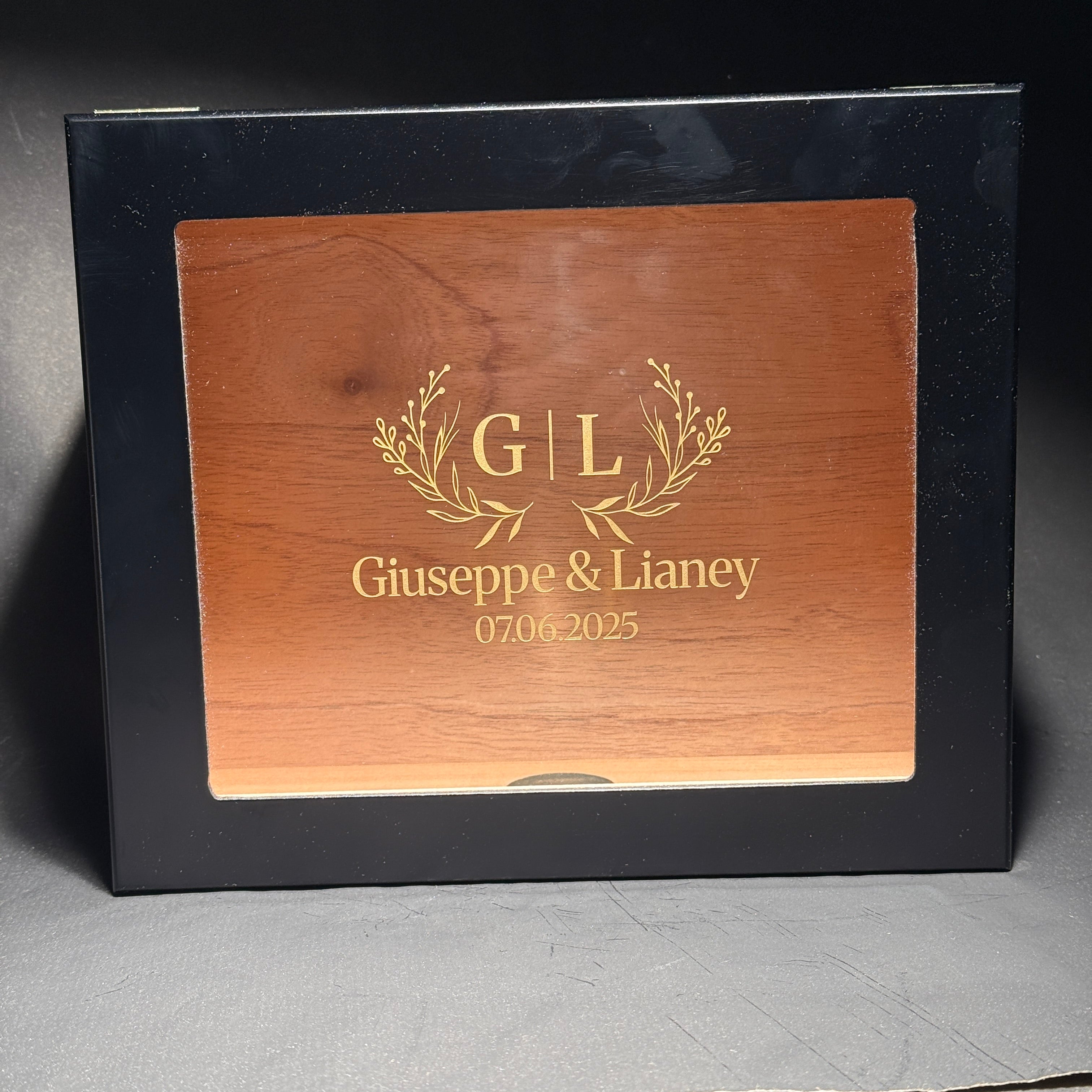 Cabana Glasstop Humidor (BLACK)
